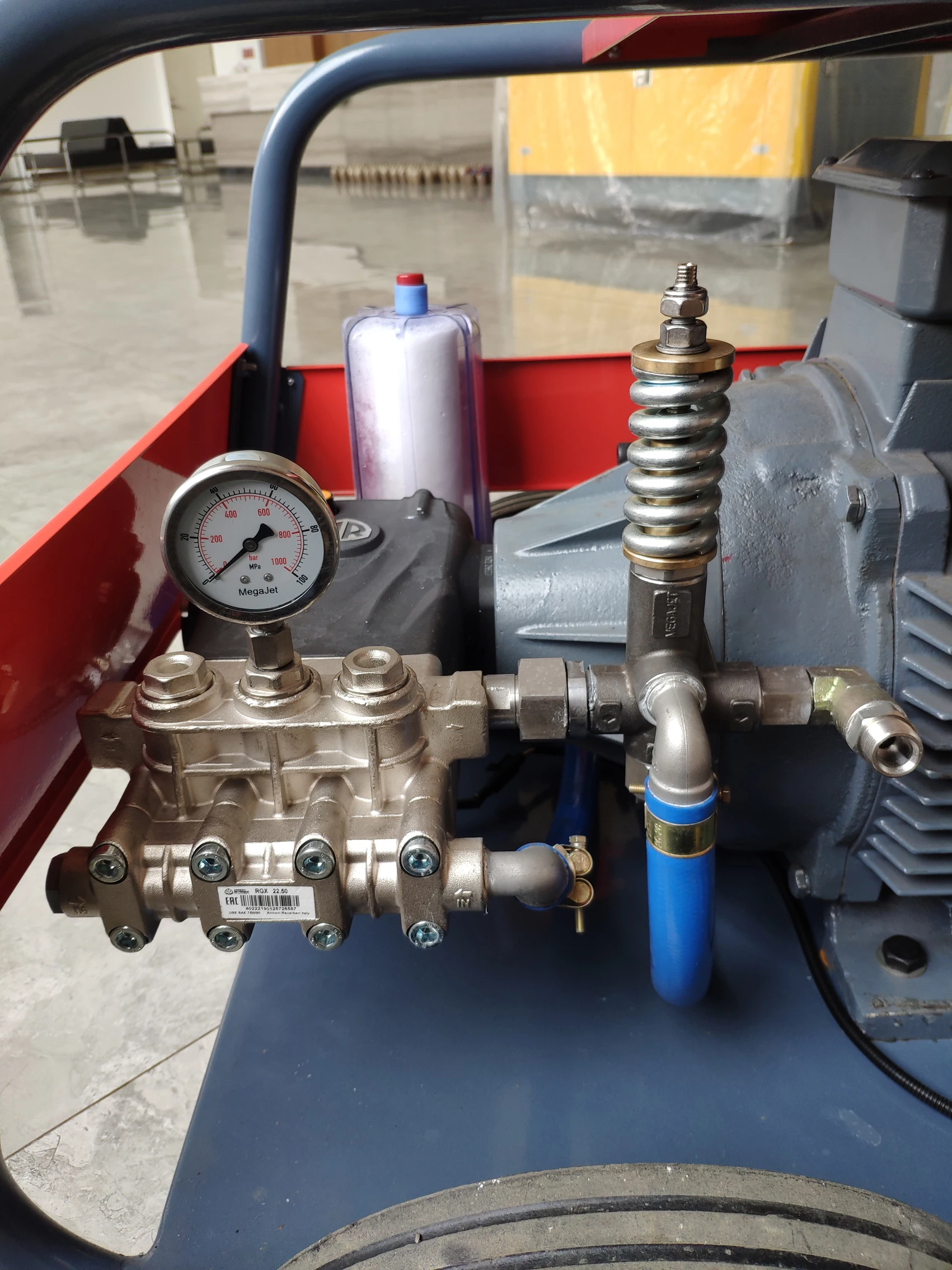 Przemysłowa, elektryczna myjka – Pressure Washer Electric recenzja i cena