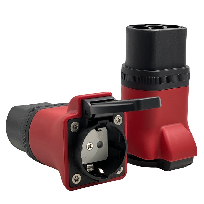 Praktyczny adapter do konwersj – Outdoor Power Port recenzja i cena